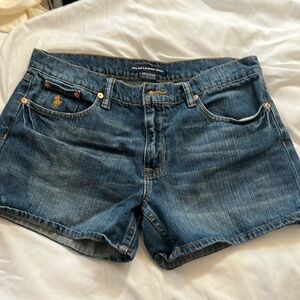 Women’s jean shorts